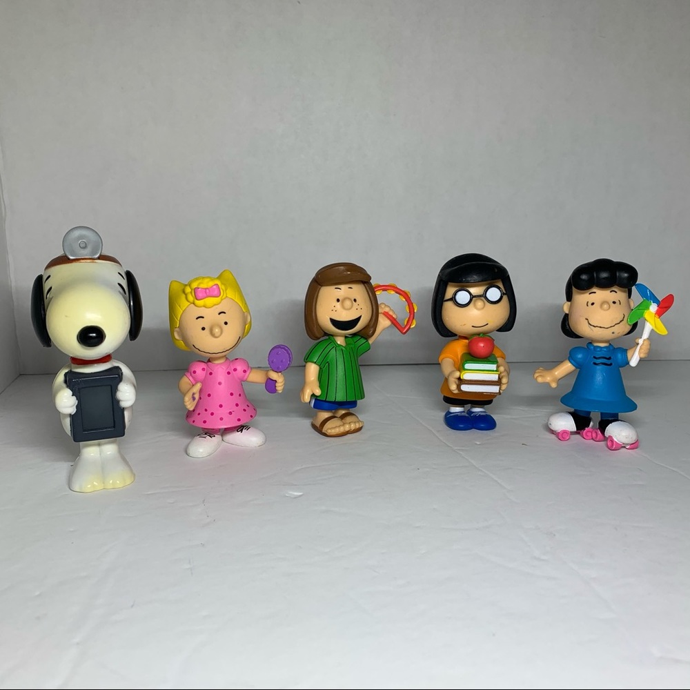 Charlie Brown Characters